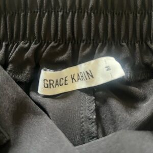 Grace Karen pant with ankle and waist bow tie size medium TWO PAIRS